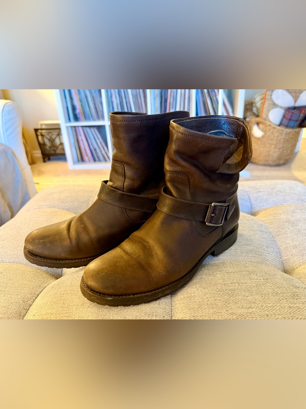 Frye Women’s Size 9 Brown Leather Veronica Slouch Booties